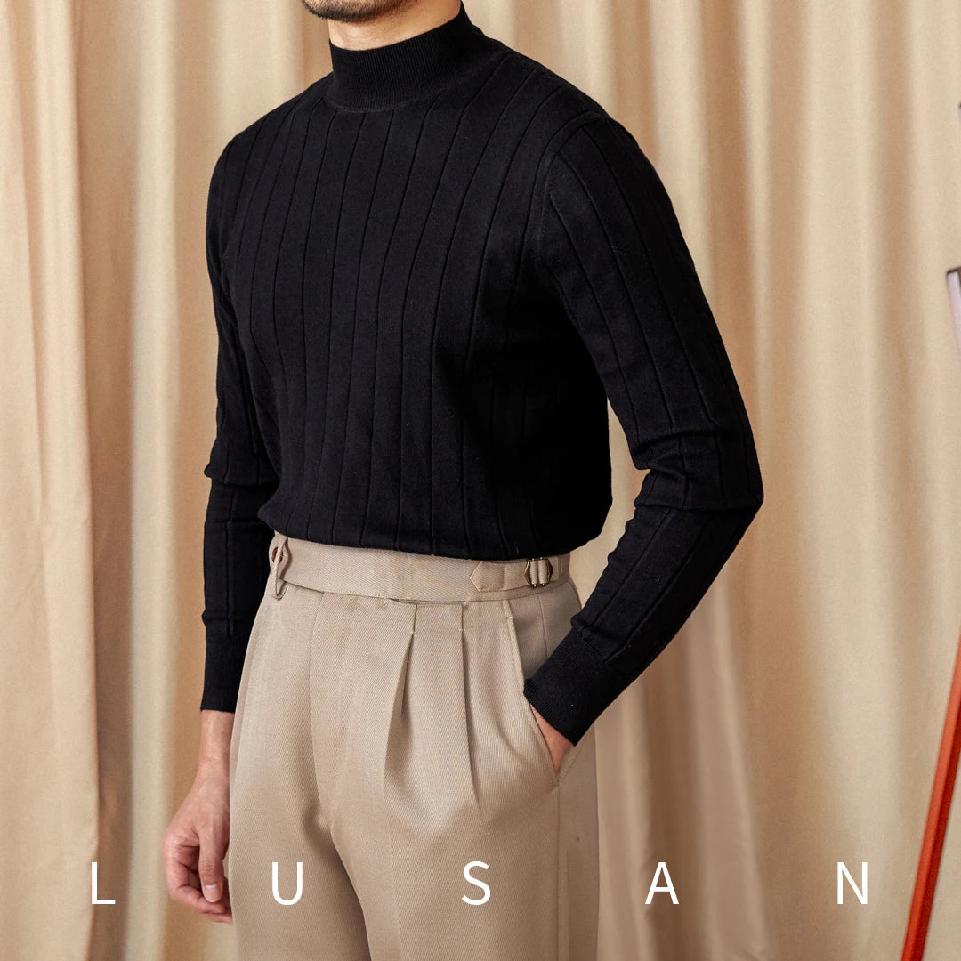 Slim fit wool sweater with collar