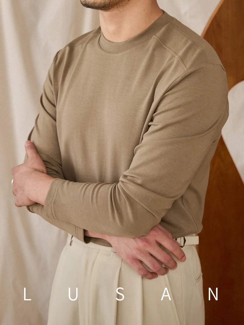 Fitted round neck t-shirt