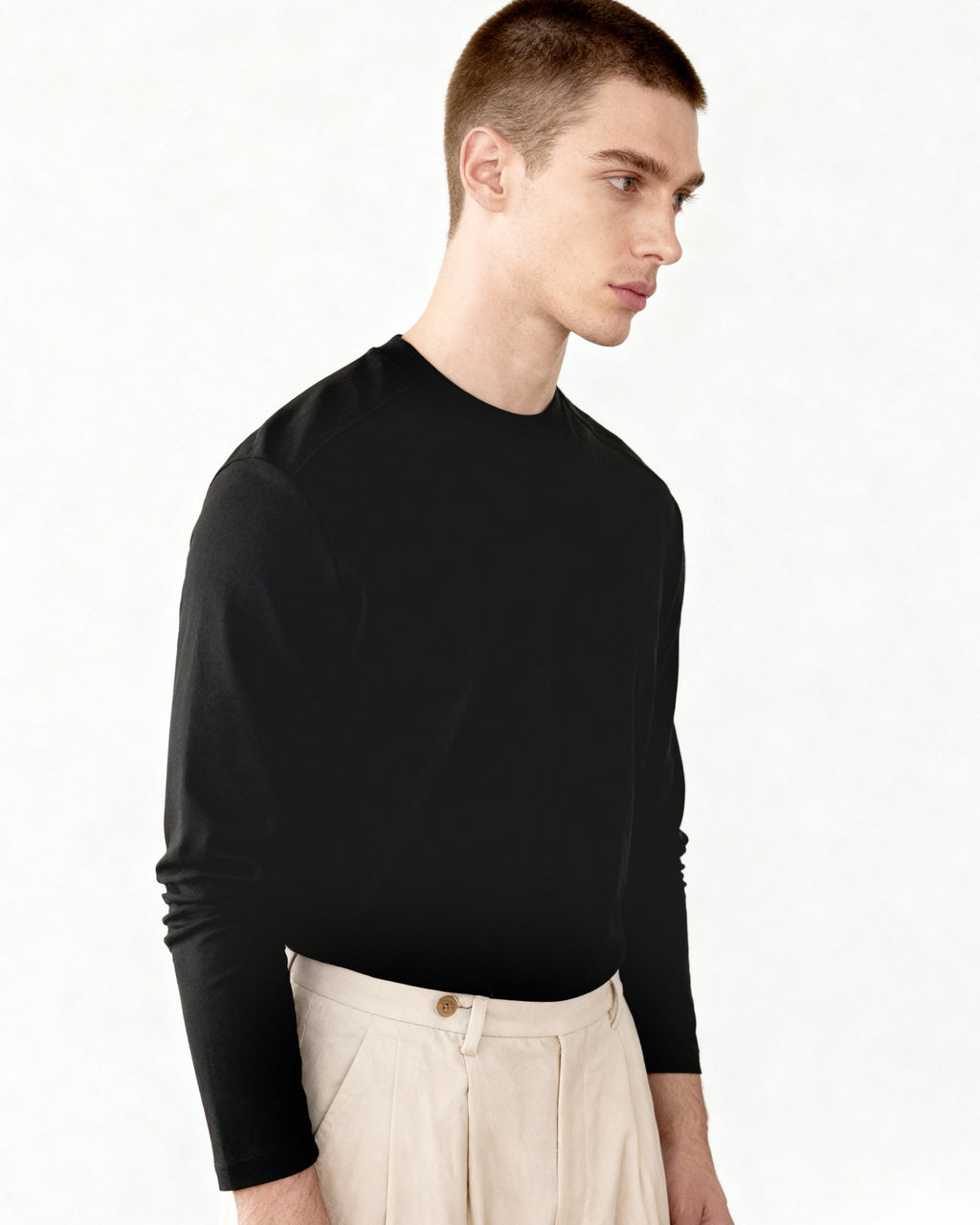 Basic long-sleeved T-shirt